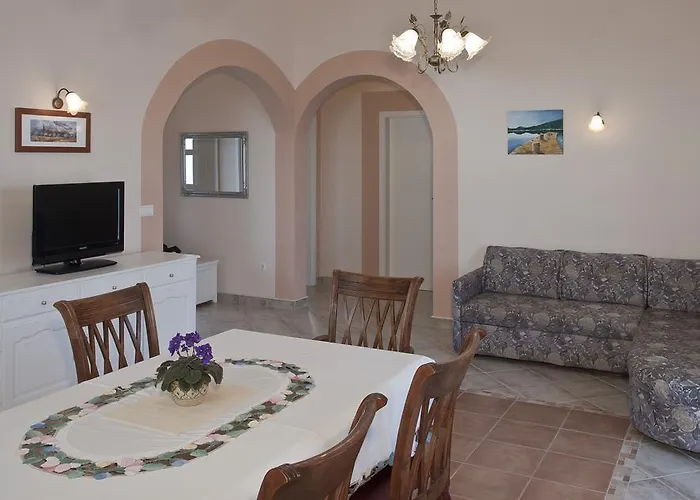 Parlov Daire Rogoznica (Sibenik-Knin)