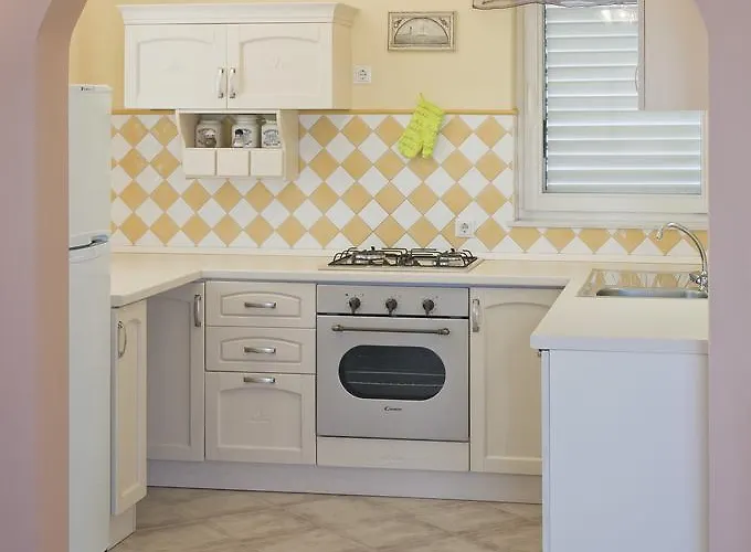 Daire Parlov Rogoznica (Sibenik-Knin)